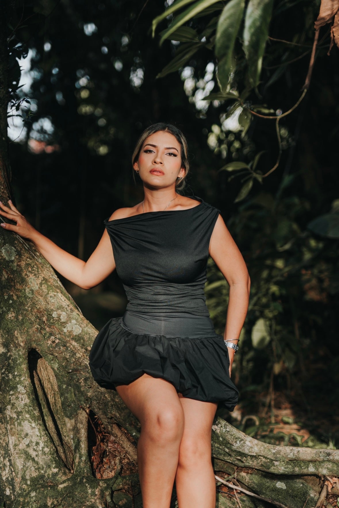 Falda Globo Negra
